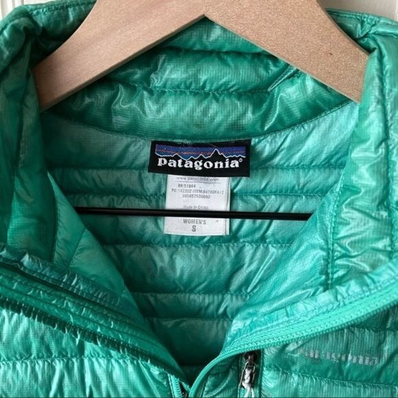 Patagonia Ultralight Down Jacket - Picture 3 of 5